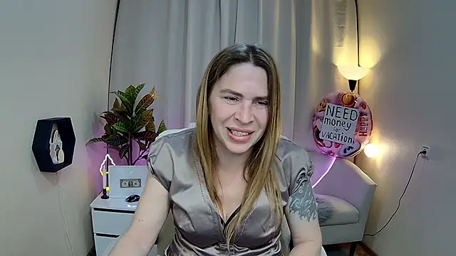 Snapshot of TessaDaybreak chatting on 05-22-26, 07:28 TessaDaybreak online show from 05-22-26, 07:28