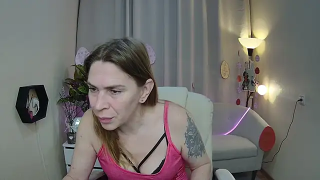 TessaDaybreak online show from 04-04-26, 07:26