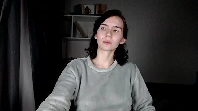 Snapshot of Anna-Sun chatting on 06-29-26, 07:13 Anna-Sun online show from 06-29-26, 07:13