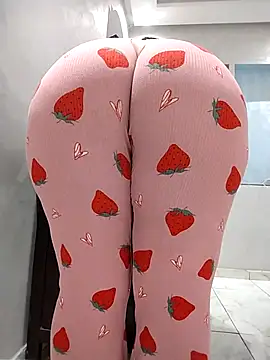 Dalou3a-69 online show from 10-08-25, 07:21