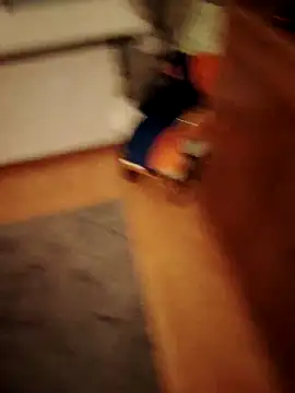 Snapshot of Teemu chatting on 02-15-25, 04:45 Teemu online show from 02-15-25, 04:45