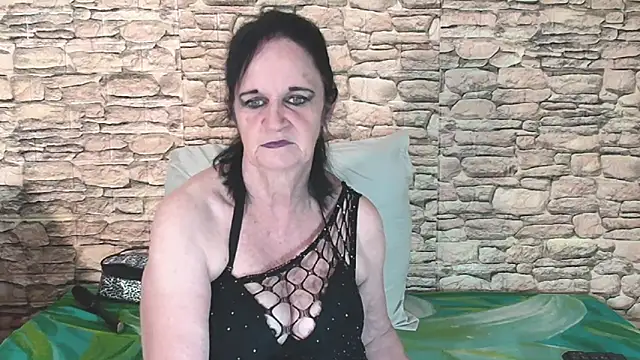 LuciousGrace online show from 10-31-25, 05:48