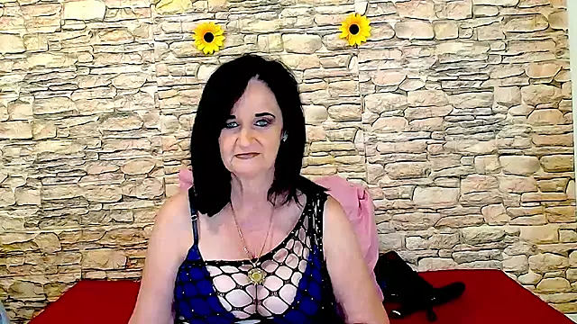 Snapshot of LuciousGrace chatting on 05-15-26, 05:05 LuciousGrace online show from 05-15-26, 05:05