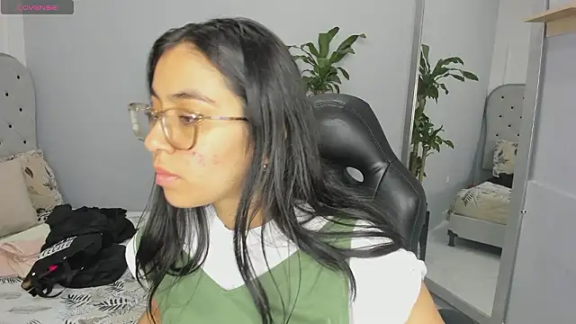 lucelly 15 online show from 02-24-26, 11:44