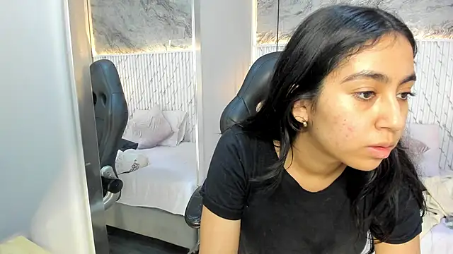 lucelly 15 online show from 12-05-25, 12:04