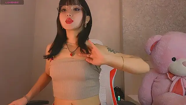 Demonic Angel  online show from 01-17-26, 12:20