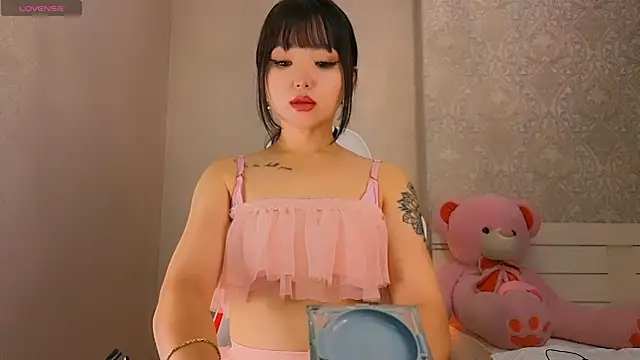 Demonic Angel  online show from 05-06-26, 03:38