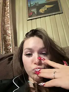 Snapshot of -Amora chatting on 01-12-26, 12:12 -Amora online show from 01-12-26, 12:12