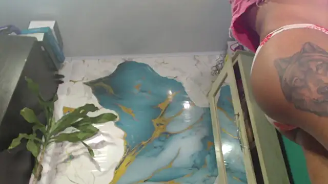 Snapshot of Gaby-sexy chatting on 04-18-26, 03:03 Gaby-sexy online show from 04-18-26, 03:03