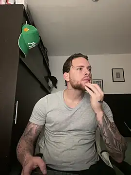 arnold bekam online show from 02-25-25, 10:59