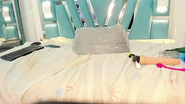 Snapshot of ebony_valentina chatting on 03-21-25, 06:49 ebony valentina online show from 03-21-25, 06:49