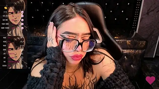Snapshot of Anni_acker_b chatting on 06-03-26, 02:33 Anni acker b online show from 06-03-26, 02:33