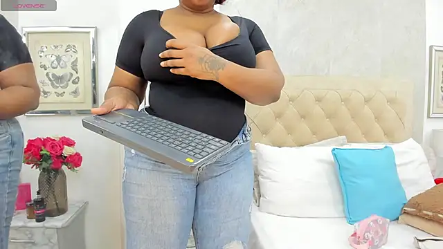 KimberlyBigBoobs online show from 05-18-26, 12:44