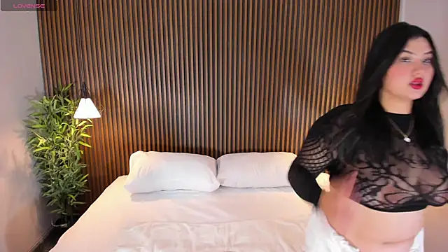 Snapshot of EmilyCortex chatting on 03-08-25, 04:45 EmilyCortex online show from 03-08-25, 04:45