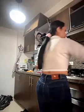 Naatalia online show from 03-26-26, 06:06