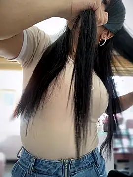 Snapshot of Naatalia chatting on 11-07-25, 04:44 Naatalia online show from 11-07-25, 04:44