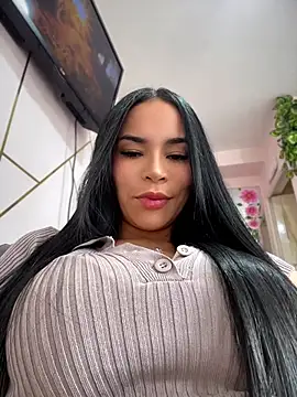 Snapshot of Naatalia chatting on 07-01-26, 05:13 Naatalia online show from 07-01-26, 05:13