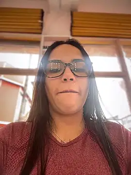 Snapshot of Naatalia chatting on 02-05-26, 06:15 Naatalia online show from 02-05-26, 06:15