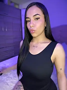 Snapshot of Naatalia chatting on 11-19-25, 08:53 Naatalia online show from 11-19-25, 08:53