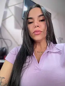 Snapshot of Naatalia chatting on 10-09-25, 06:19 Naatalia online show from 10-09-25, 06:19