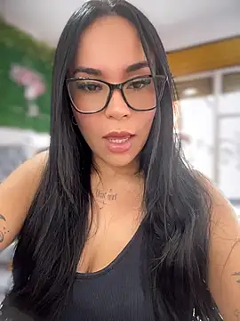 Naatalia online show from 05-29-26, 05:19