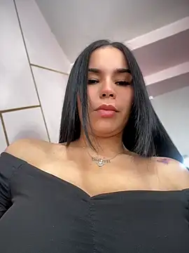 Snapshot of Naatalia chatting on 07-04-26, 08:02 Naatalia online show from 07-04-26, 08:02
