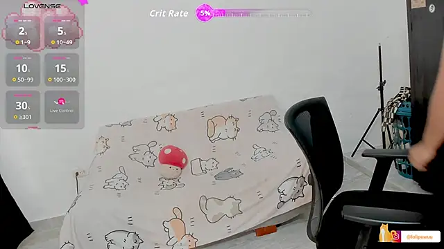 Naoko 7w7 online show from 10-15-25, 10:07