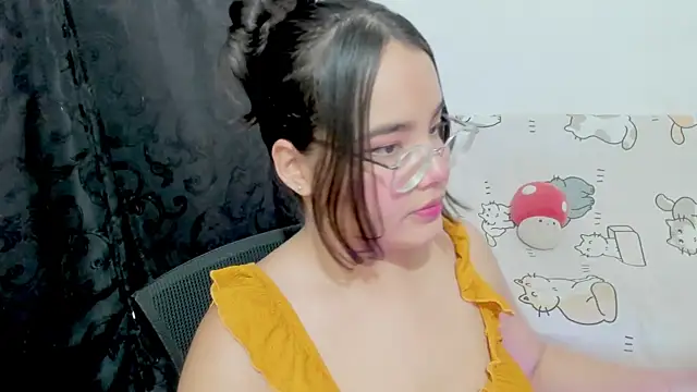 Naoko 7w7 online show from 12-22-25, 10:32