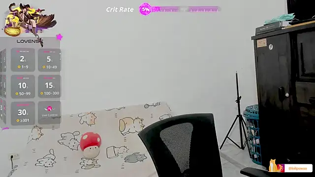 Naoko 7w7 online show from 10-13-25, 10:10