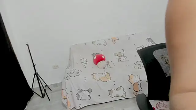 Naoko 7w7 online show from 01-17-26, 01:09