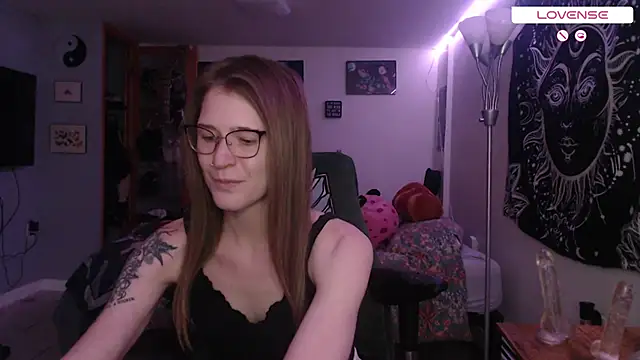 wetwildwhore online show from 11-14-25, 09:07