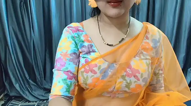 Snapshot of goldiwets chatting on 03-14-25, 04:09 goldiwets online show from 03-14-25, 04:09