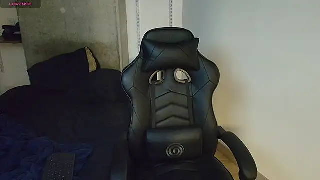 Snapshot of kevin_jef chatting on 11-05-25, 03:42 kevin jef online show from 11-05-25, 03:42