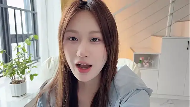 Cassie-20 online show from 11-19-25, 02:22