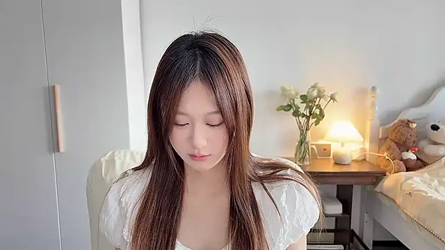 Cassie-20 online show from 05-13-26, 04:41