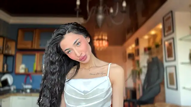 alissadreams online show from 10-13-25, 10:39