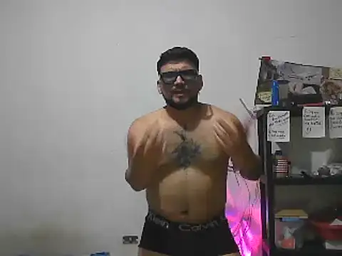 Albertxl91 online show from 03-18-25, 04:40