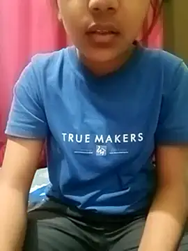 Snapshot of SX-SANIYA chatting on 03-08-25, 05:54 SX-SANIYA online show from 03-08-25, 05:54