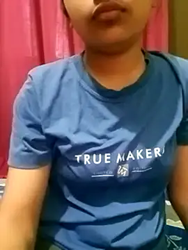 Snapshot of SX-SANIYA chatting on 03-08-25, 12:52 SX-SANIYA online show from 03-08-25, 12:52