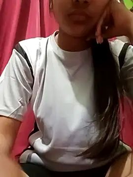 Snapshot of SX-SANIYA chatting on 03-03-25, 08:11 SX-SANIYA online show from 03-03-25, 08:11