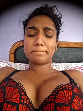 indianpink lips online show from 05-08-26, 11:14