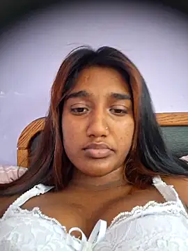 indianpink lips online show from 04-14-26, 09:25