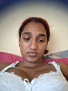 indianpink lips online show from 12-18-25, 01:15