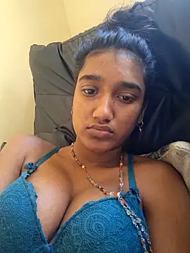 Snapshot of indianpink_lips chatting on 09-10-25, 08:46 indianpink lips online show from 09-10-25, 08:46