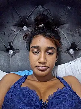 Snapshot of indianpink_lips chatting on 03-28-26, 04:08 indianpink lips online show from 03-28-26, 04:08