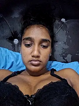 Snapshot of indianpink_lips chatting on 03-29-26, 03:46 indianpink lips online show from 03-29-26, 03:46