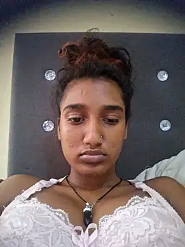 Snapshot of indianpink_lips chatting on 02-21-26, 12:51 indianpink lips online show from 02-21-26, 12:51