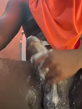 BlaccZhakky online show from 11-04-25, 08:51