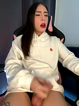 candycami19 online show from 09-28-25, 04:47