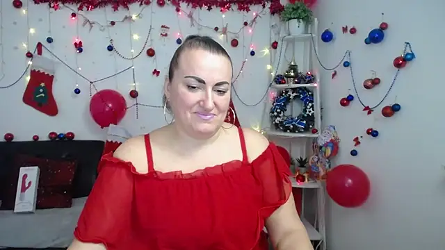 DianaMGG online show from 12-17-25, 06:35